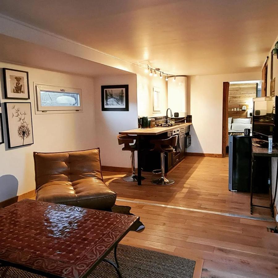 Le Monde D'Echozellia Hotel Saint-Germain-des-Champs Eksteriør billede